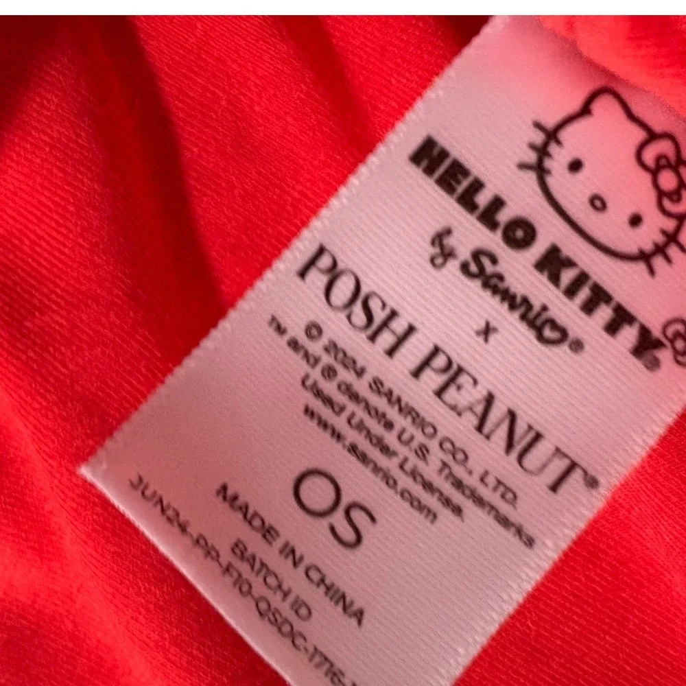 Posh Peanut x Hello Kitty Sanrio Luxette Patoo Ghost Kitty Bamboo Ruffle Blanket